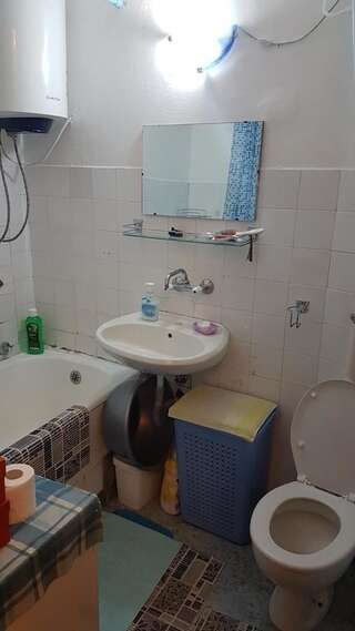 Проживание в семье Room for a real price Подгорица-7