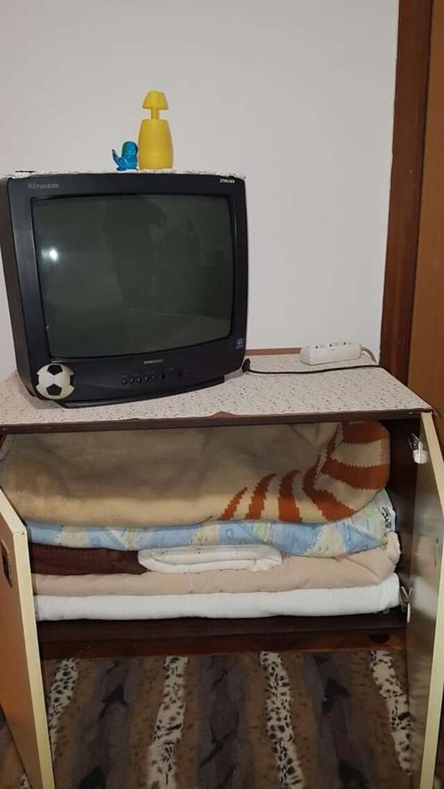 Проживание в семье Room for a real price Подгорица-18