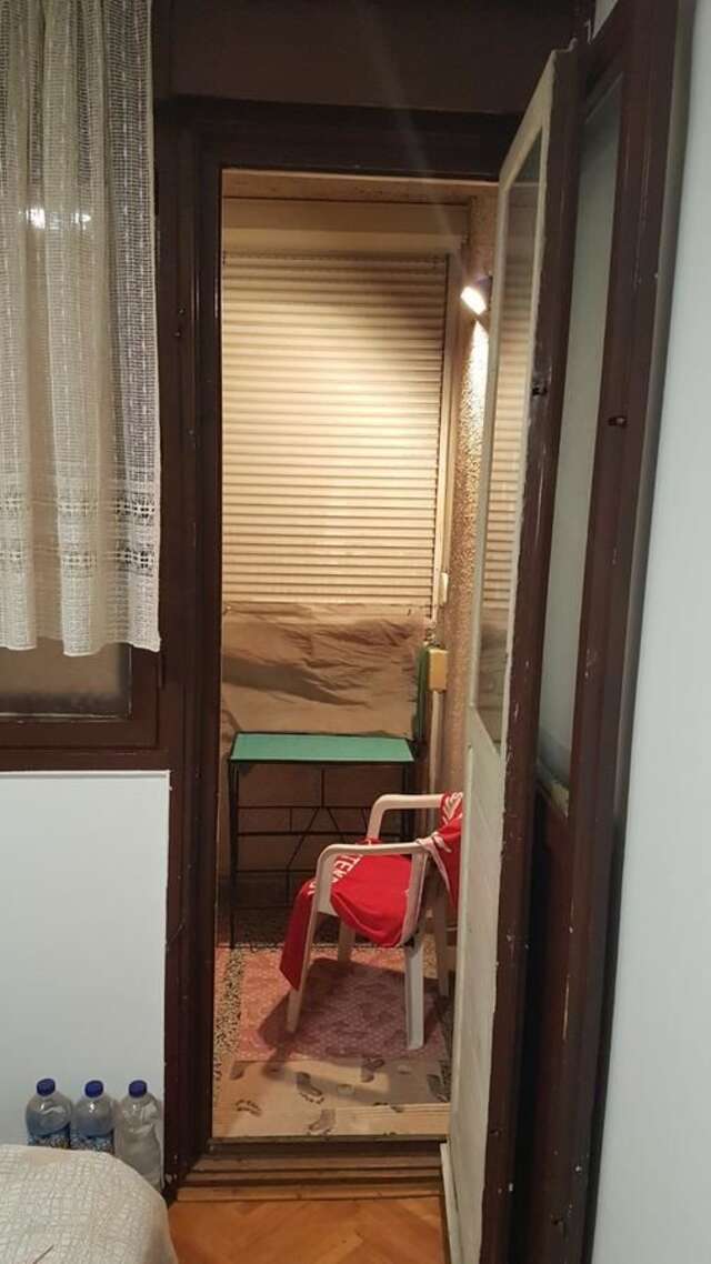 Проживание в семье Room for a real price Подгорица-9